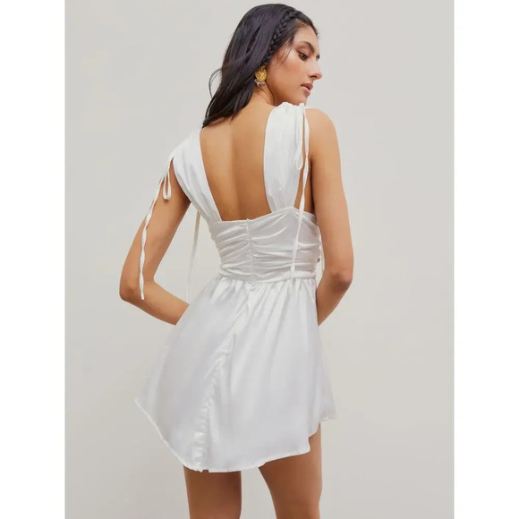 Cider Solid Satin Ruched Mini Dress Ivory White Size L NWT - Picture 6 of 9